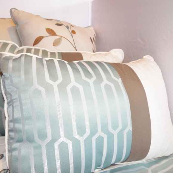 Home Expressions Set - Picture 2 of 10